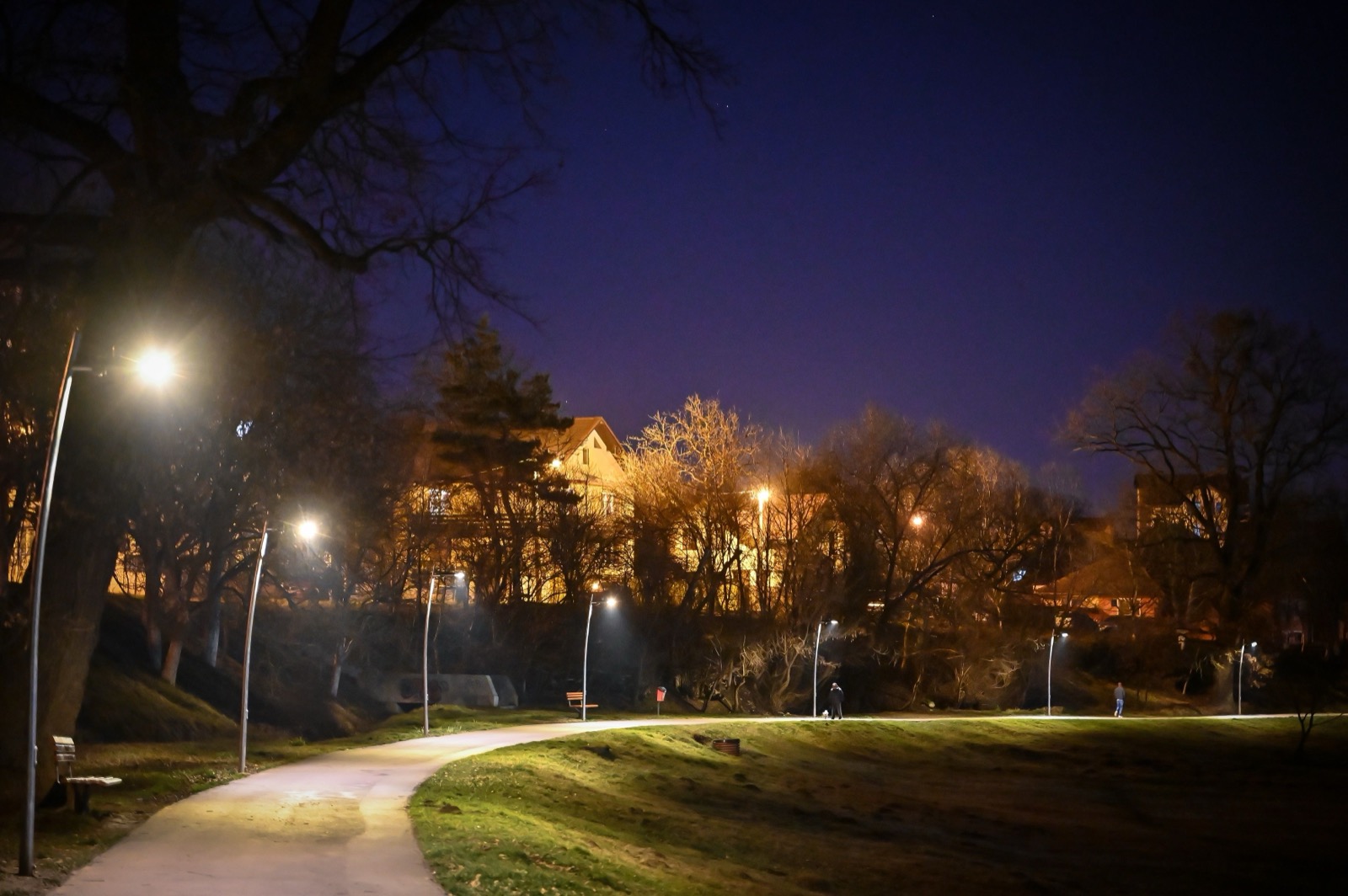 Sibiu: aproape 65% din iluminatul public a fost modernizat, 45% e conectat la telegestiune